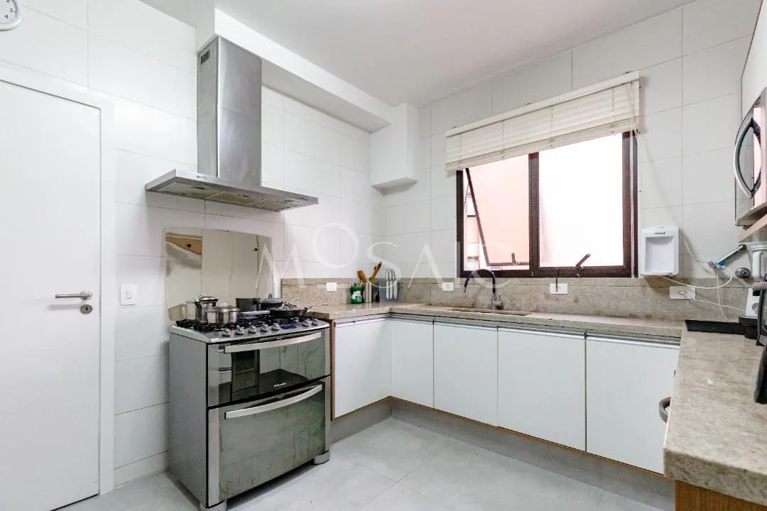 Apartamento com 2 suítes à venda em Real Parque, São Paulo, por R$ 2.200.000 Imagem 21