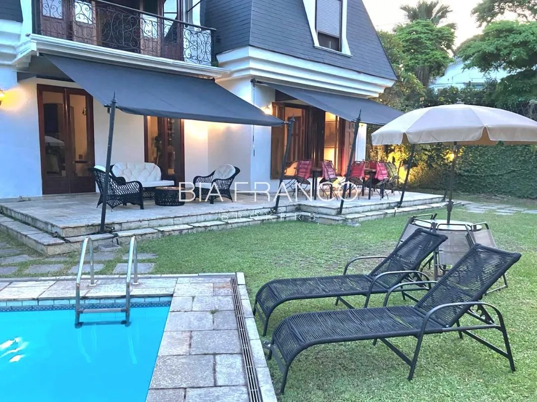 Casa com 2 suítes à venda em Cidade Jardim, São Paulo, por R$ 4.000.000 Imagem 3