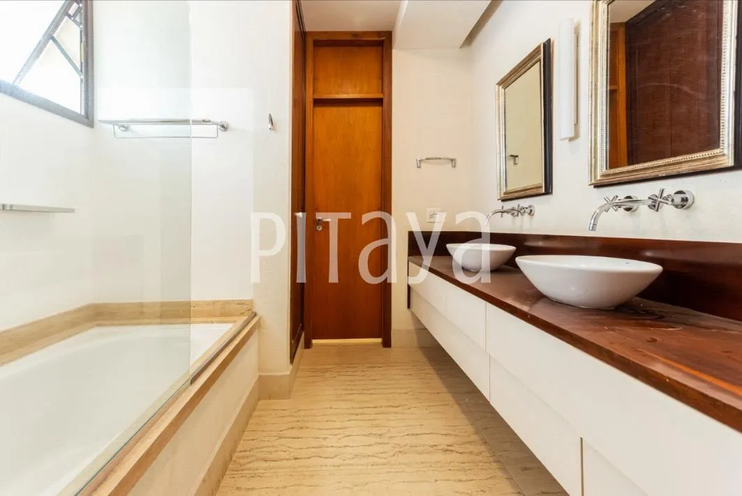 Casa com 3 suítes à venda em Alto de Pinheiros, São Paulo, por R$ 11.000.000 Imagem 17