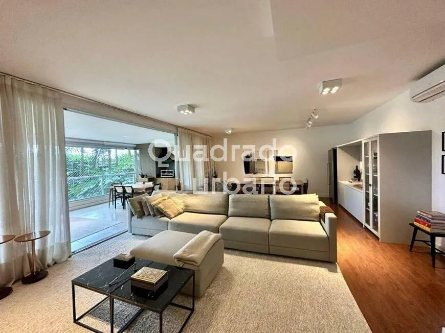 Apartamento com 3 suítes à venda em Campo Belo, São Paulo, por R$ 4.500.000 Imagem 2