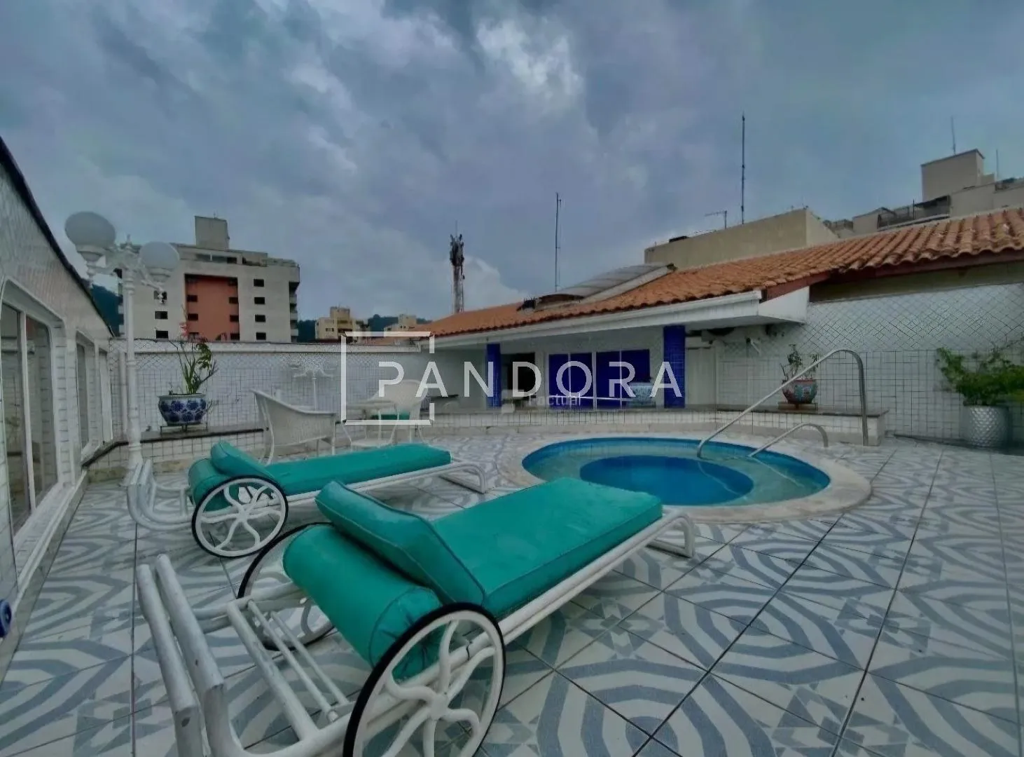 Cobertura com 1 suítes à venda em Enseada, Guarujá, por R$ 1.000.000 Imagem 2