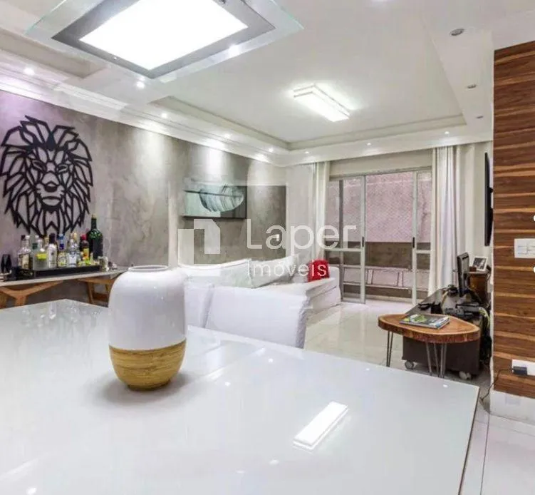 Apartamento com 1 suítes à venda em Moema, São Paulo, por R$ 2.130.000