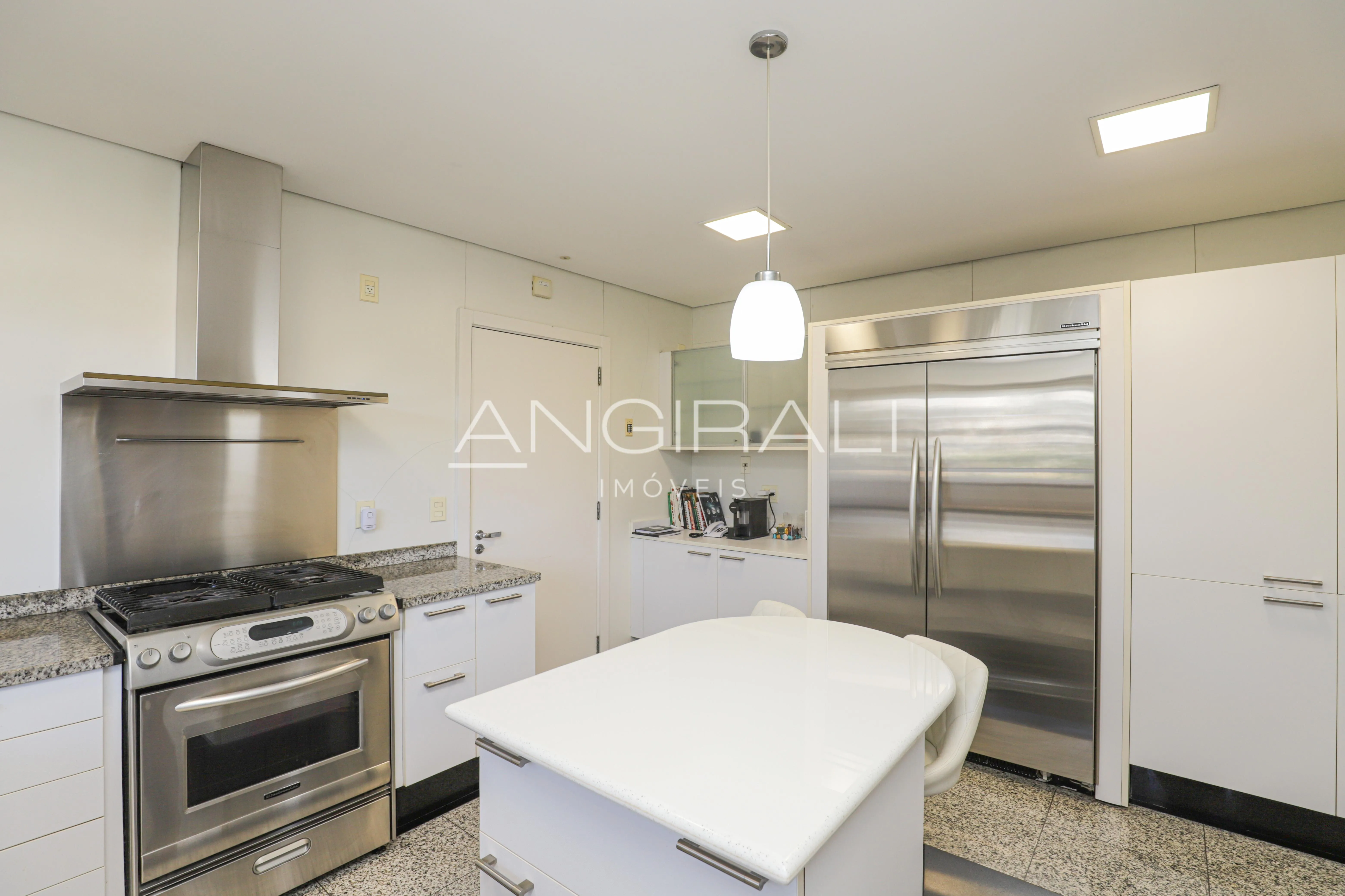 Apartamento com 5 suítes à venda em Moema, São Paulo, por R$ 17.250.000 Imagem 49