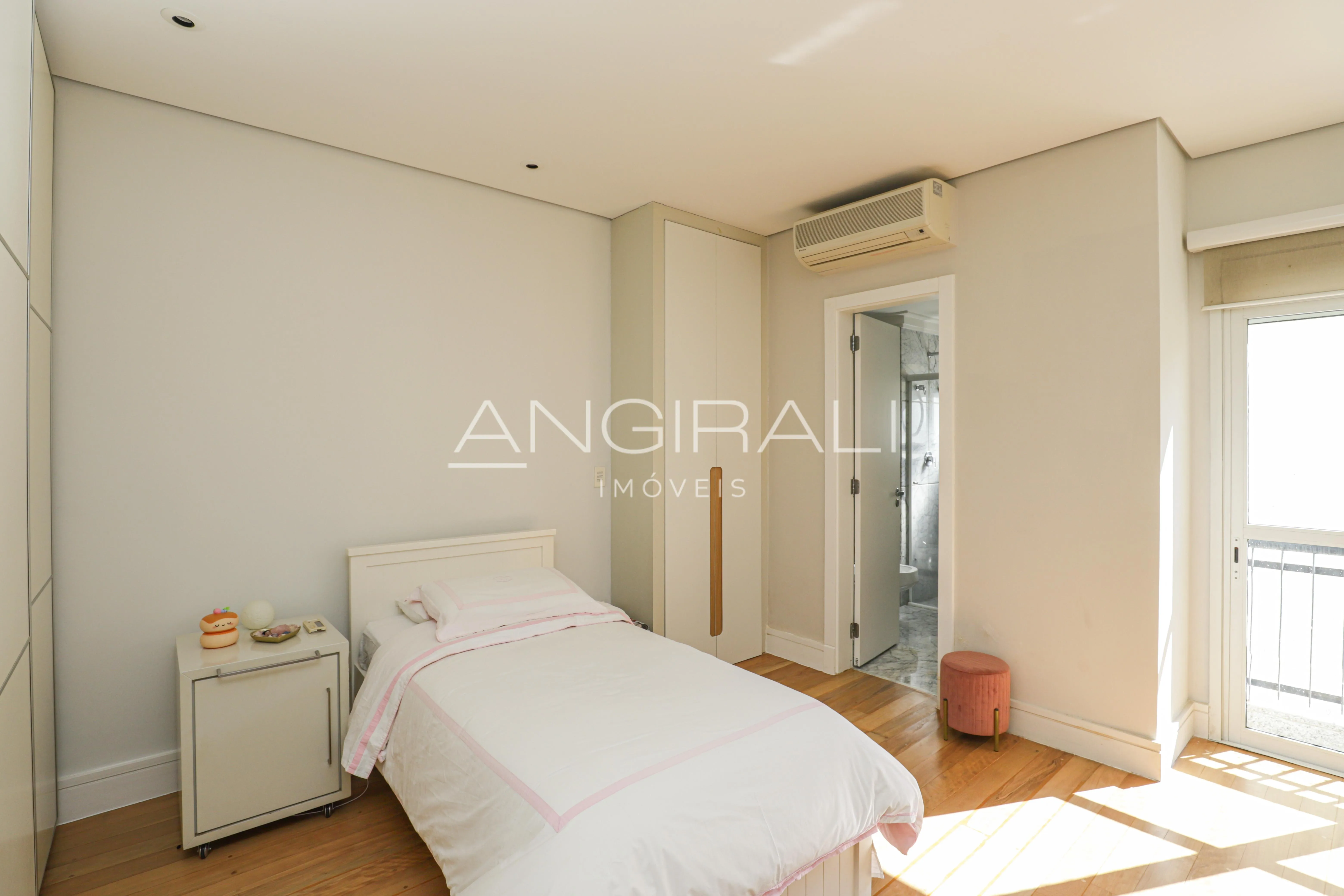 Apartamento com 5 suítes à venda em Moema, São Paulo, por R$ 17.250.000 Imagem 34