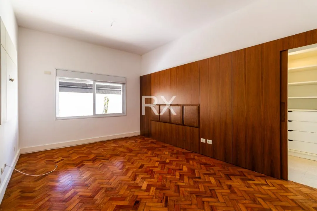 Casa com 3 suítes à venda em Pacaembu, São Paulo, por R$ 4.500.000 Imagem 32