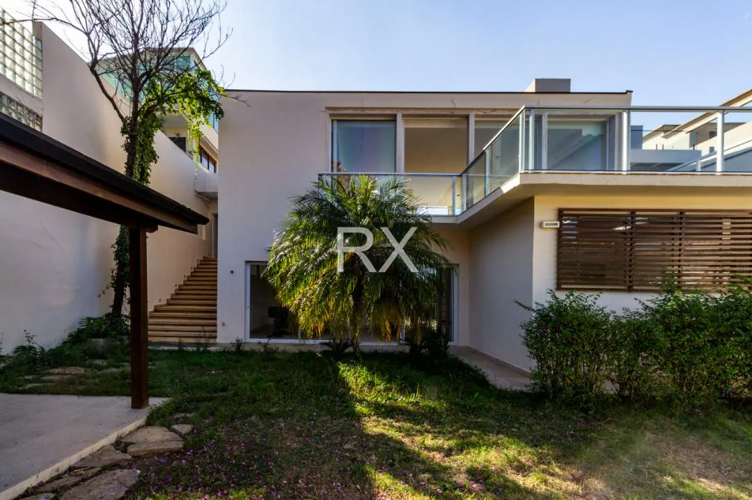 Casa com 3 suítes à venda em Pacaembu, São Paulo, por R$ 4.500.000