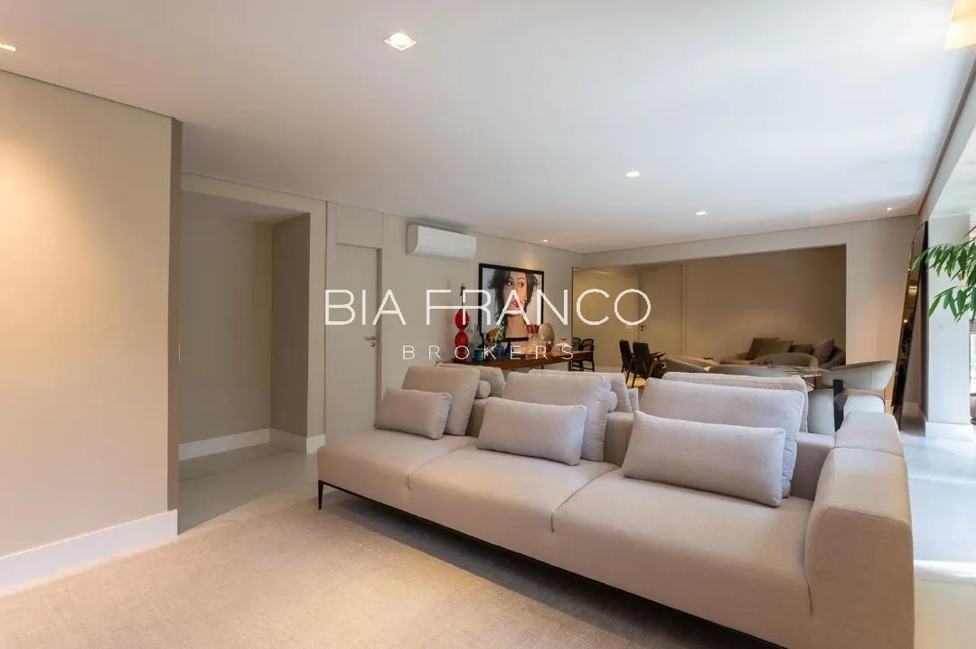 Apartamento com 2 suítes à venda em Vila Nova Conceição, São Paulo, por R$ 4.550.000 Imagem 7