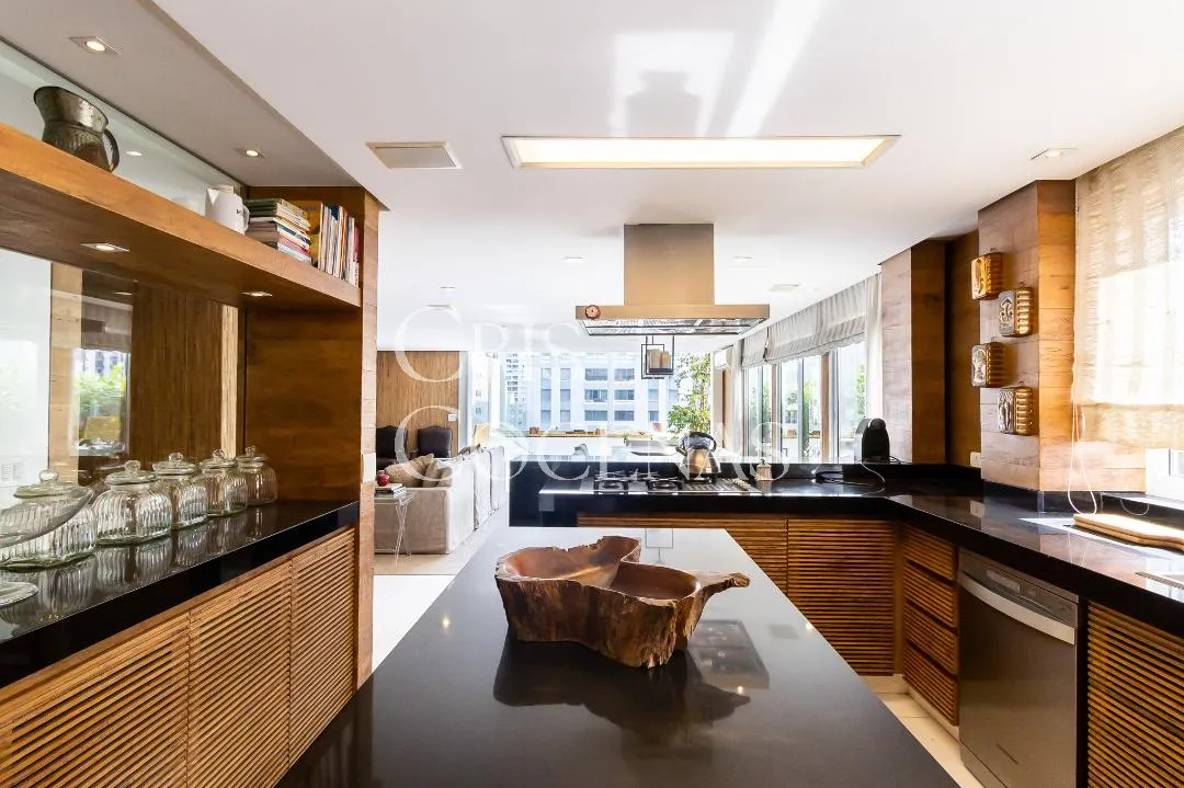 Cobertura com 2 suítes à venda em Itaim Bibi, São Paulo, por R$ 13.500.000 Imagem 14