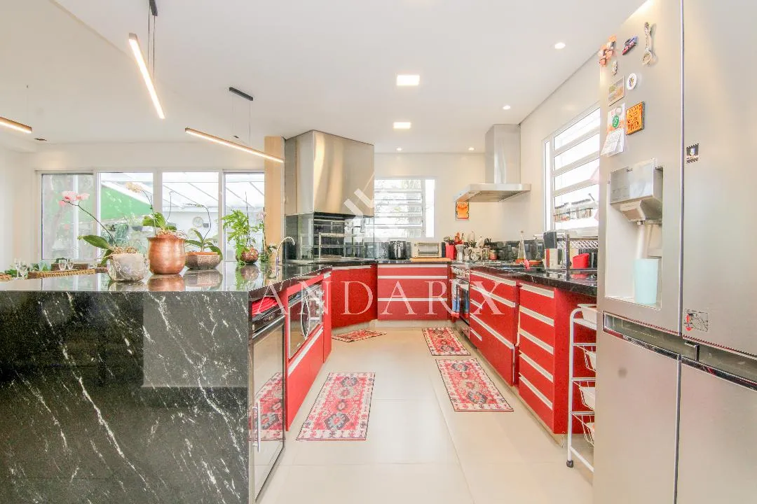 Casa com 3 suítes à venda em Pacaembu, São Paulo, por R$ 3.350.000 Imagem 4