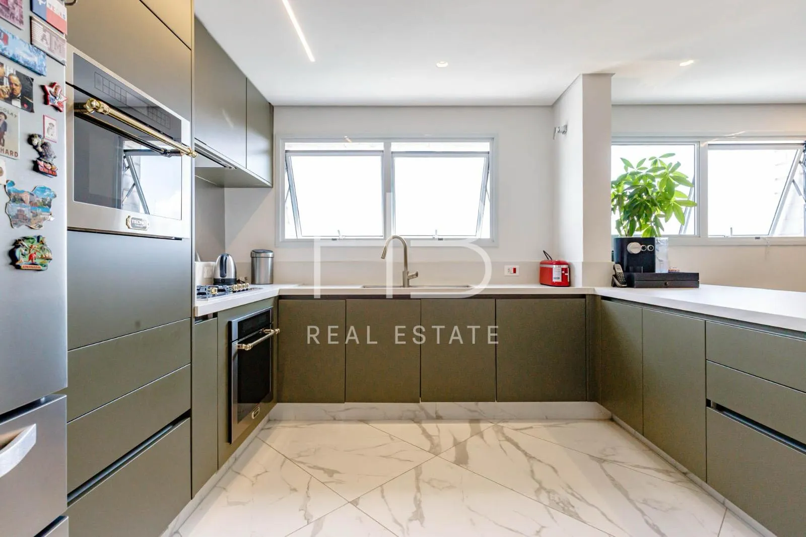 Cobertura com 3 suítes à venda em Jardim América, São Paulo, por R$ 13.900.000 Imagem 7