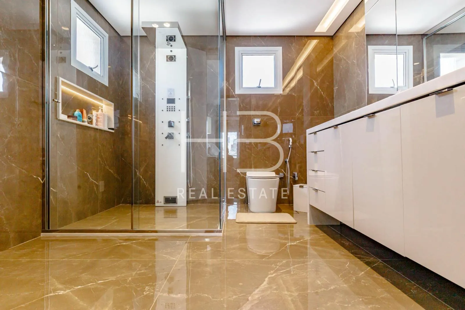 Cobertura com 3 suítes à venda em Jardim América, São Paulo, por R$ 13.900.000 Imagem 22