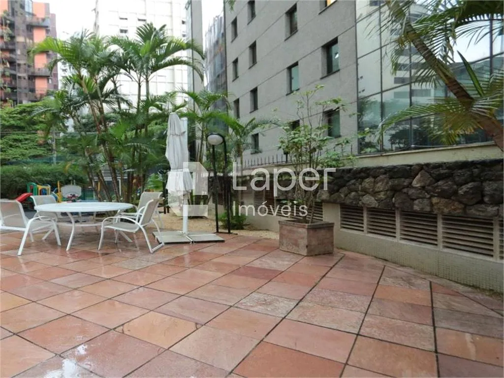 Apartamento com 4 suítes à venda em Itaim Bibi, São Paulo, por R$ 3.650.000 Imagem 16