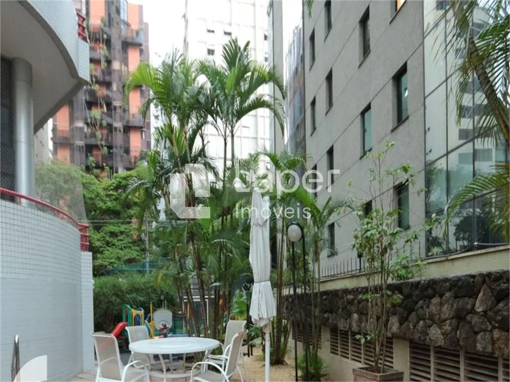 Apartamento com 4 suítes à venda em Itaim Bibi, São Paulo, por R$ 3.650.000 Imagem 17