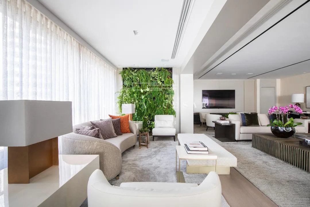 Apartamento com 3 suítes à venda em Moema, São Paulo, por R$ 16.700.000 Imagem 3