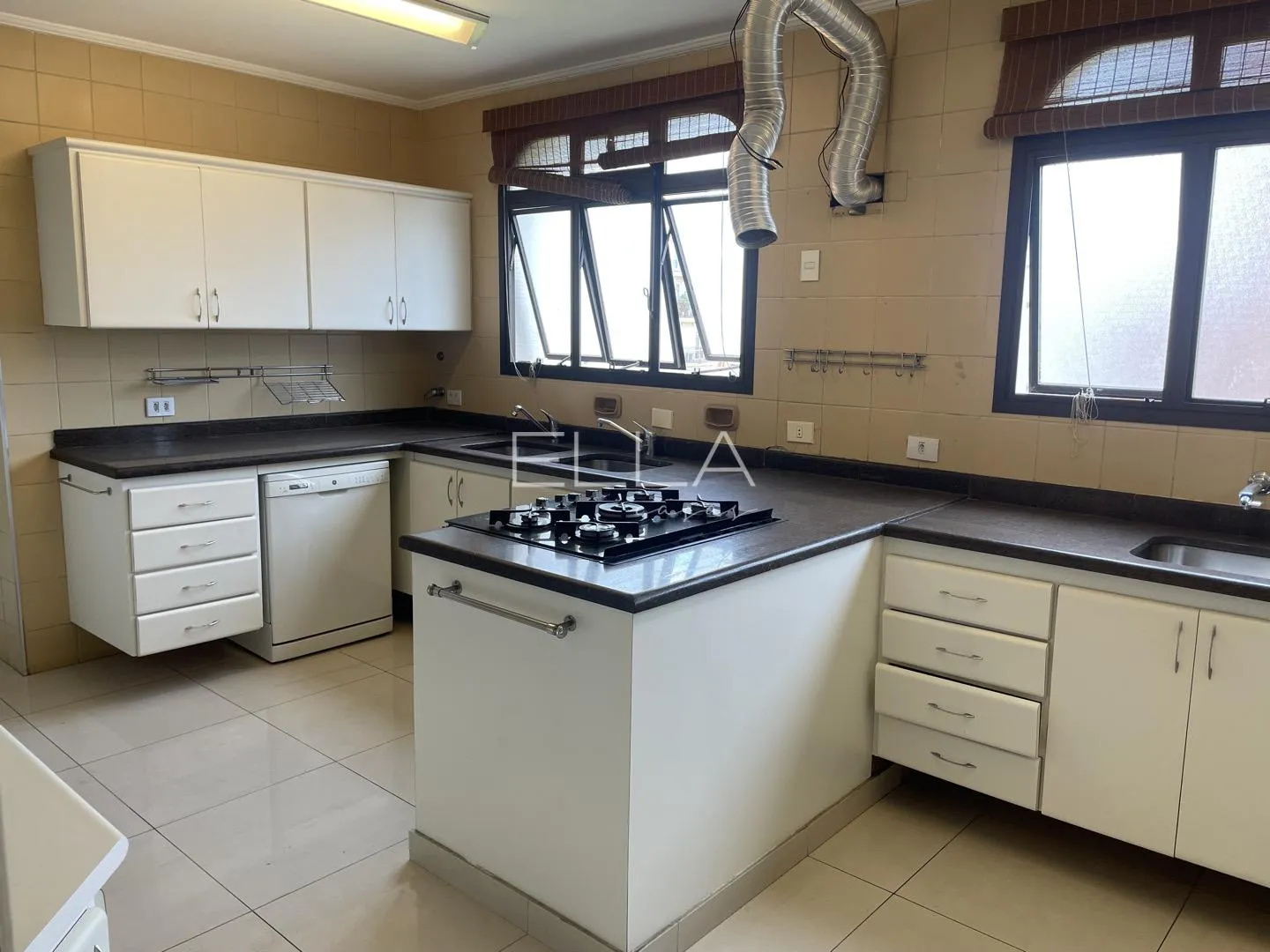 Apartamento com 4 suítes à venda em Jardim América, São Paulo, por R$ 13.000.000 Imagem 15