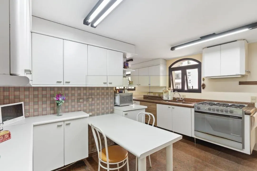 Apartamento com 3 suítes à venda em Jardim América, São Paulo, por R$ 3.950.000 Imagem 31