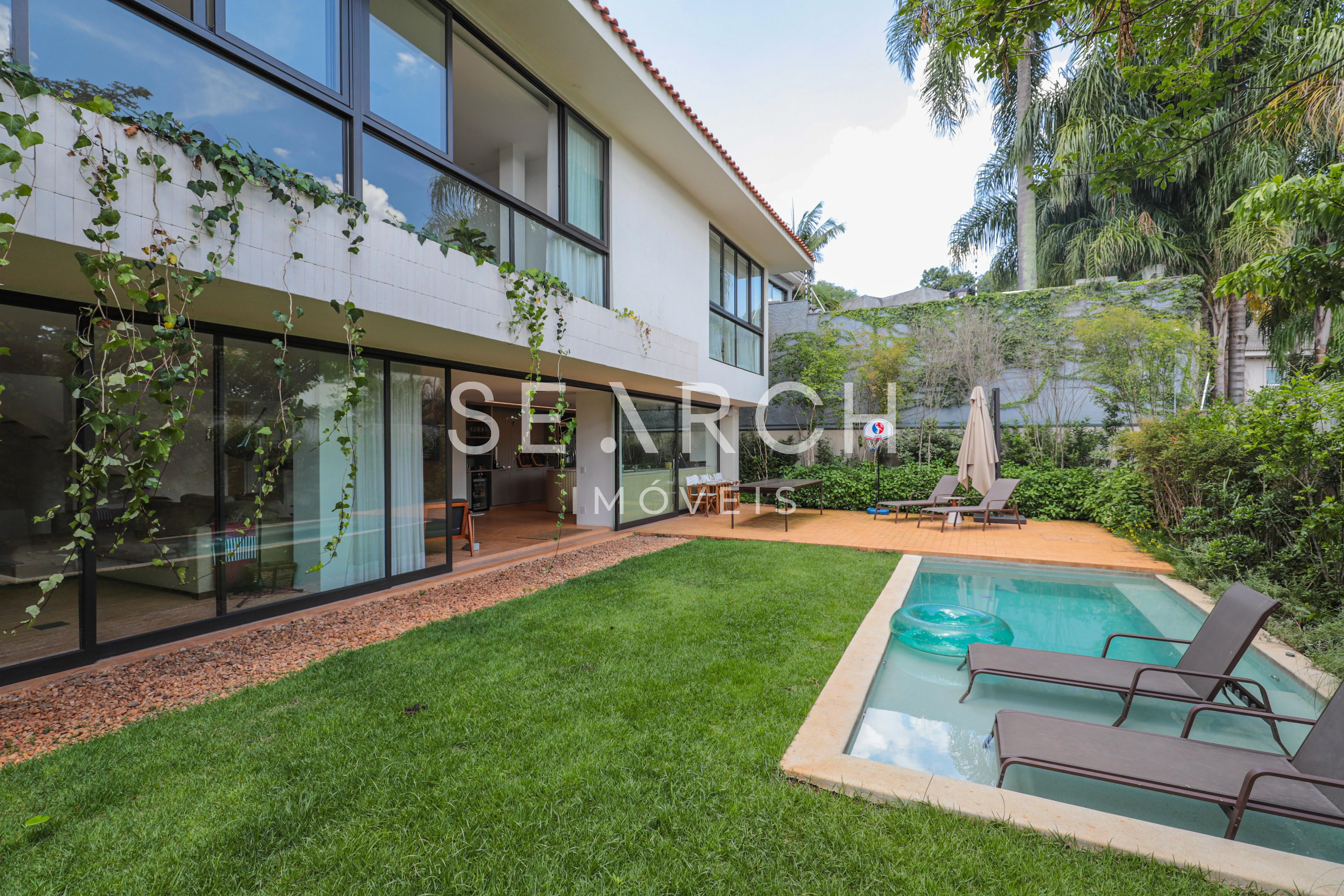 Casa com 3 suítes à venda em Jardim Guedala, São Paulo, por R$ 6.400.000