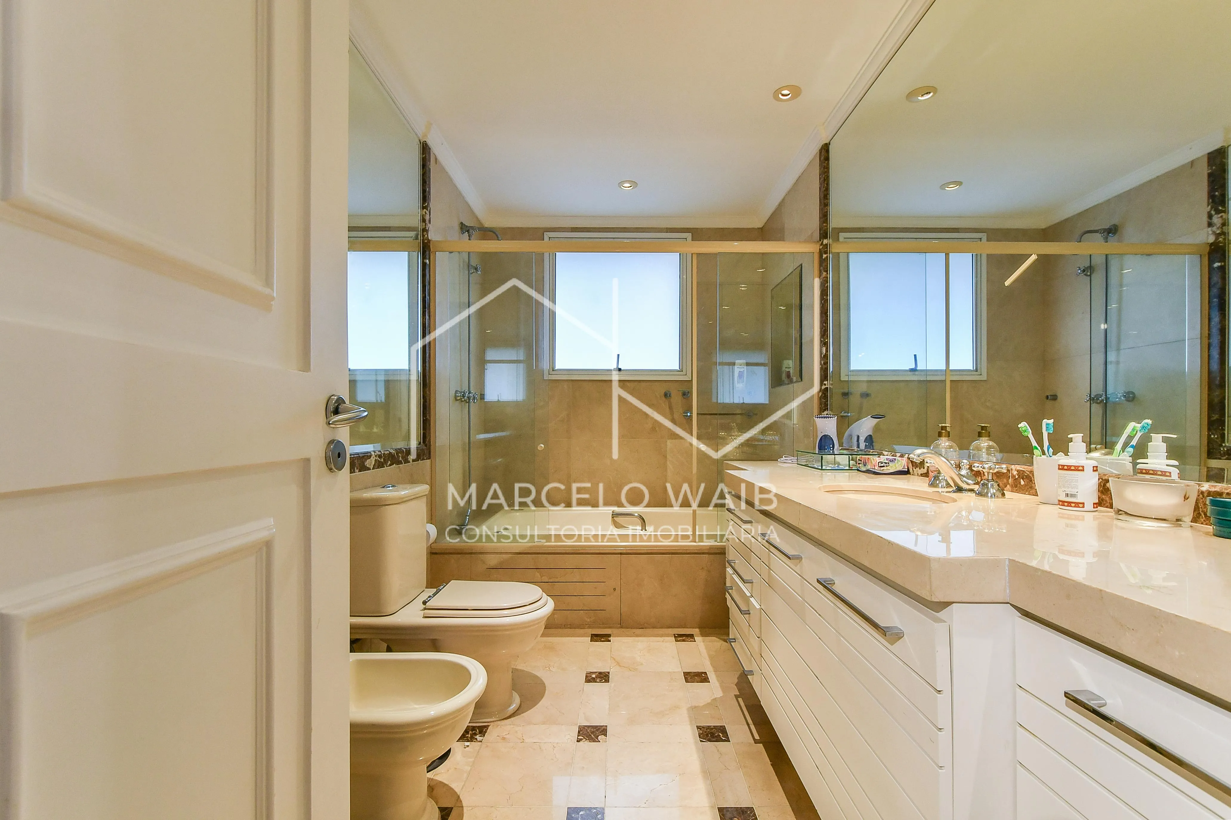 Apartamento com 4 suítes à venda em Vila Nova Conceição, São Paulo, por R$ 26.000.000 Imagem 23