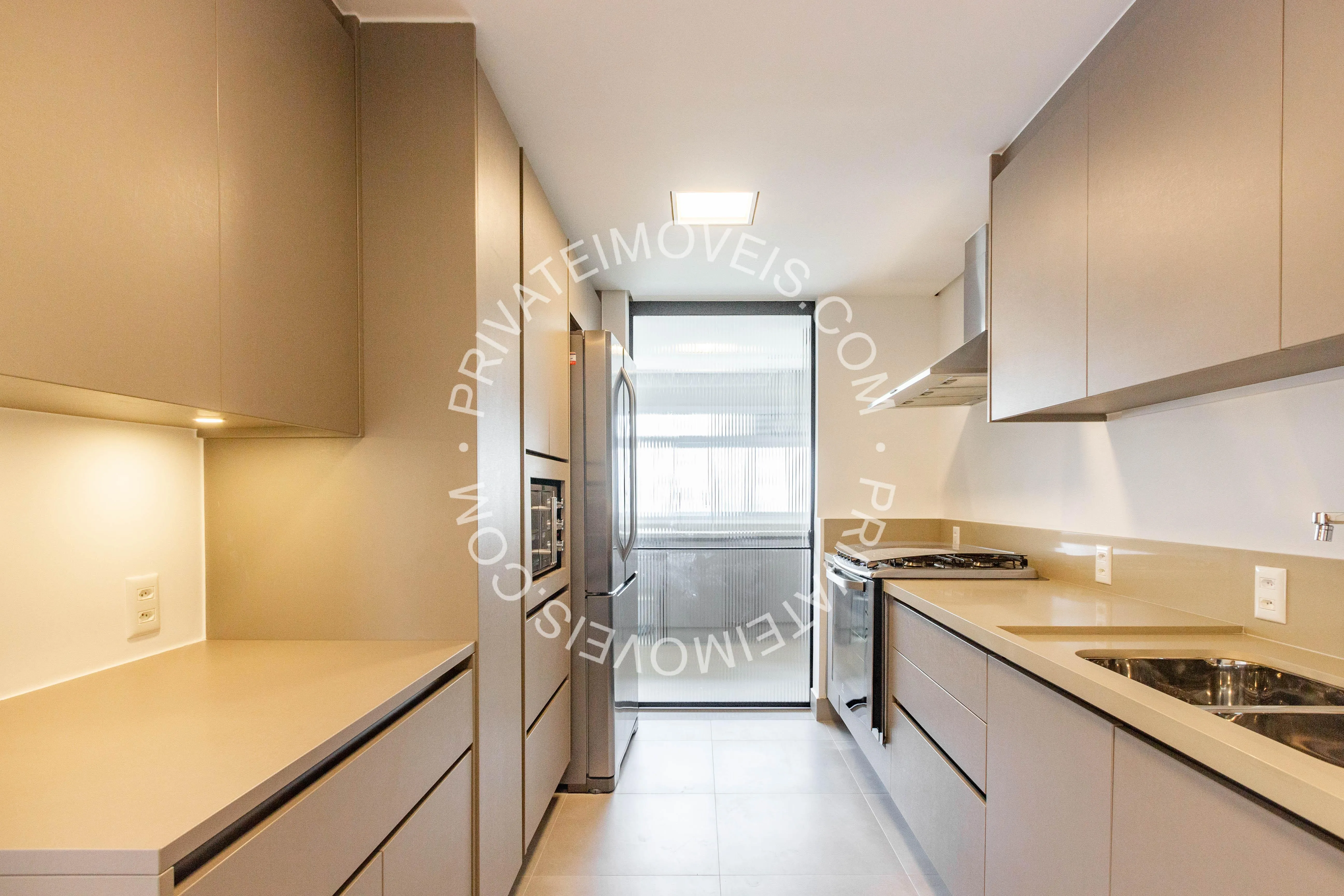 Apartamento com 2 suítes à venda em Alto de Pinheiros, São Paulo, por R$ 5.300.000 Imagem 12