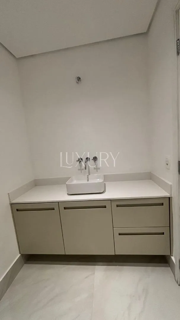Apartamento com 3 suítes à venda em Itaim Bibi, São Paulo, por R$ 7.400.000 Imagem 31