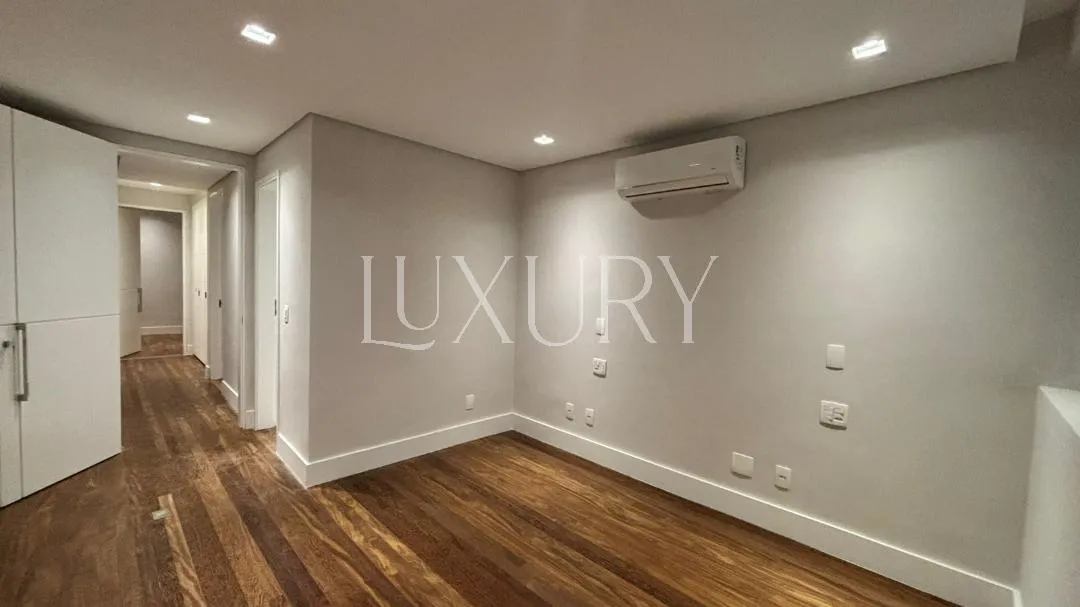 Apartamento com 3 suítes à venda em Itaim Bibi, São Paulo, por R$ 7.400.000 Imagem 30