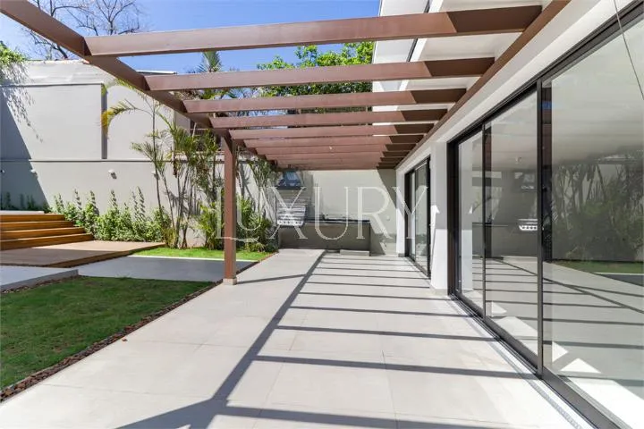 Casa com 3 suítes à venda em Alto de Pinheiros, São Paulo, por R$ 5.950.000 Imagem 7