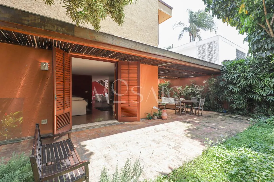 Casa com 3 suítes à venda em Alto de Pinheiros, São Paulo, por R$ 4.000.000 Imagem 31