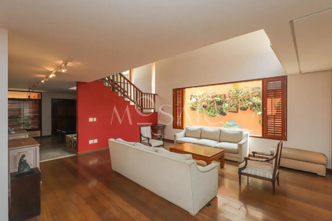 Casa com 3 suítes à venda em Alto de Pinheiros, São Paulo, por R$ 4.000.000 Imagem 5