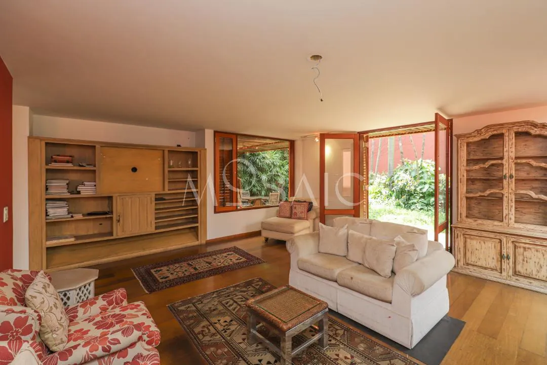 Casa com 3 suítes à venda em Alto de Pinheiros, São Paulo, por R$ 4.000.000 Imagem 10