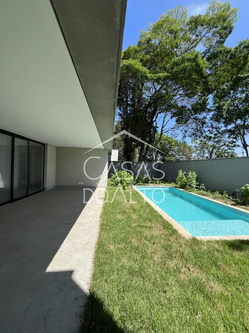 Casa de condomínio com 4 suítes à venda em Jardim Cordeiro, São Paulo, por R$ 8.500.000