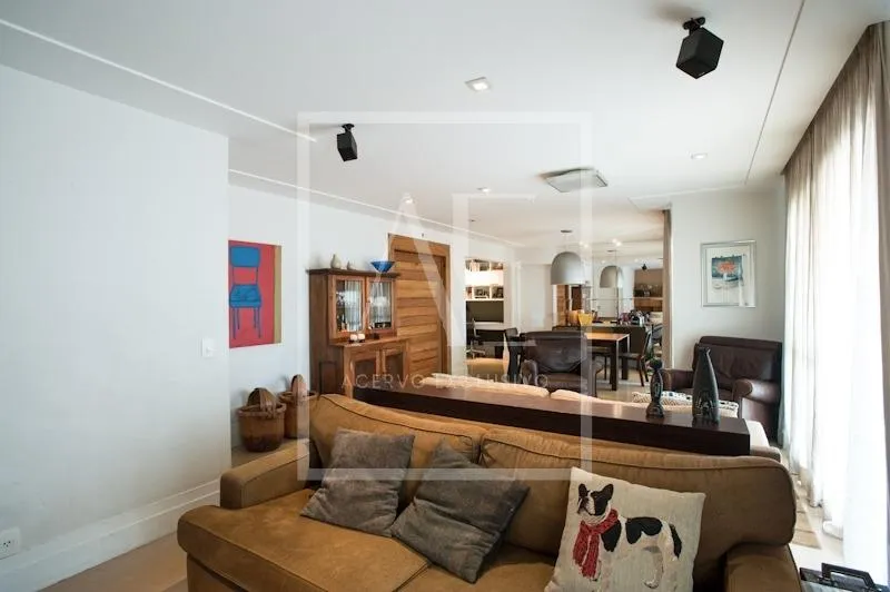 Apartamento com 3 suítes à venda em Panamby, São Paulo, por R$ 1.599.000