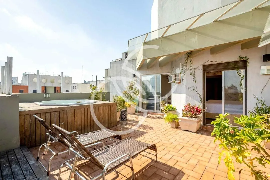 Cobertura com 3 suítes à venda em Moema, São Paulo, por R$ 3.500.000