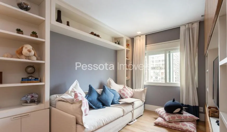 Apartamento com 3 suítes à venda em Itaim Bibi, São Paulo, por R$ 25.900.000 Imagem 9