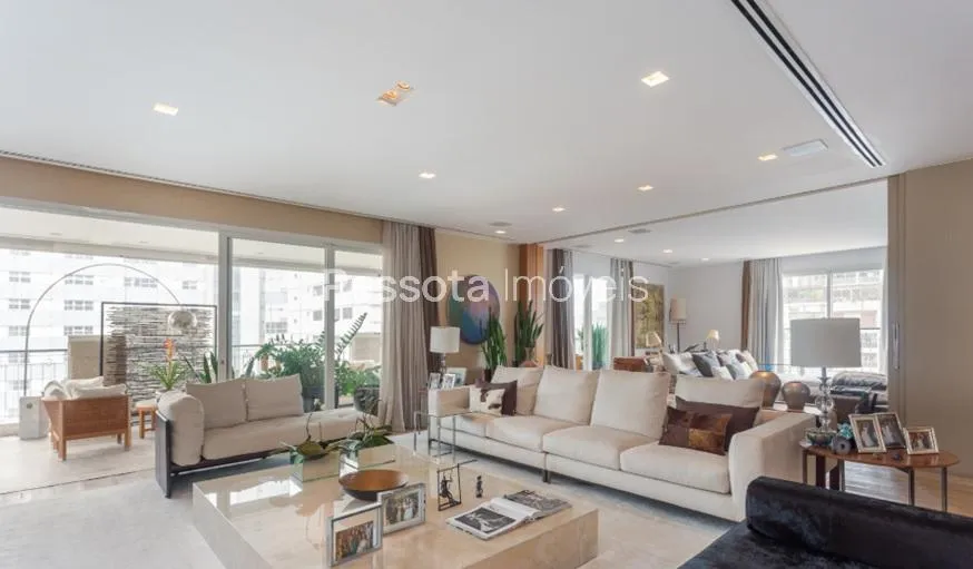 Apartamento com 3 suítes à venda em Itaim Bibi, São Paulo, por R$ 25.900.000 Imagem 3