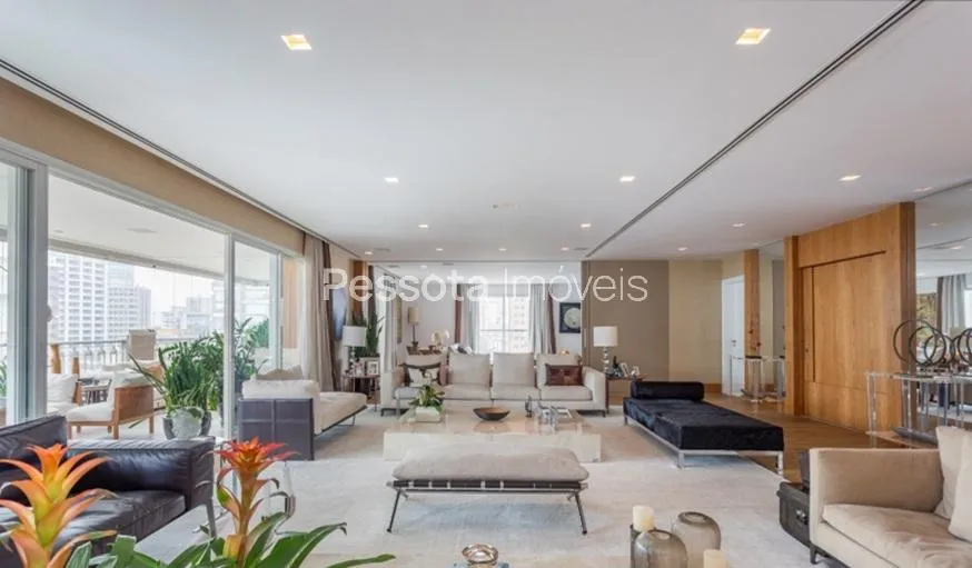 Apartamento com 3 suítes à venda em Itaim Bibi, São Paulo, por R$ 25.900.000 Imagem 2