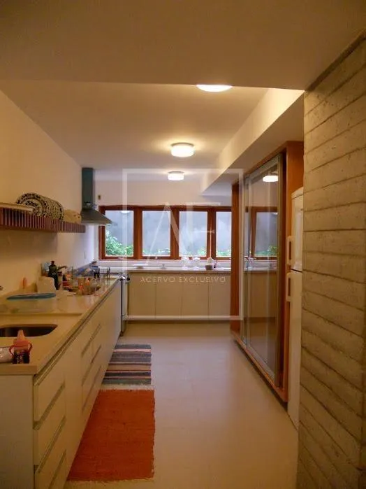 Casa com 4 suítes à venda em Alto de Pinheiros, São Paulo, por R$ 4.698.000 Imagem 4