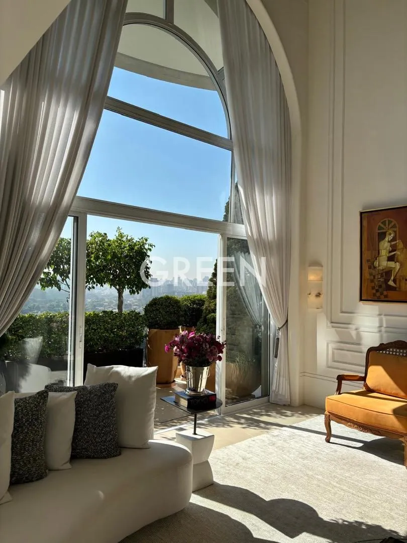 Cobertura com 4 suítes à venda em Vila Nova Conceição, São Paulo, por R$ 26.250.000 Imagem 3