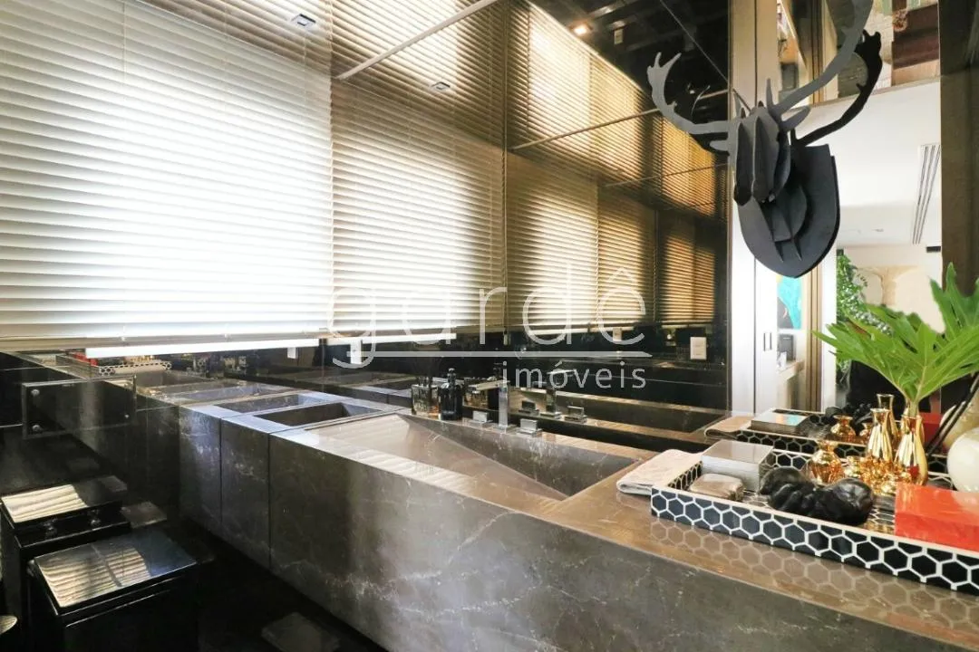 Cobertura com 2 suítes à venda em Vila Nova Conceição, São Paulo, por R$ 23.000.000 Imagem 16