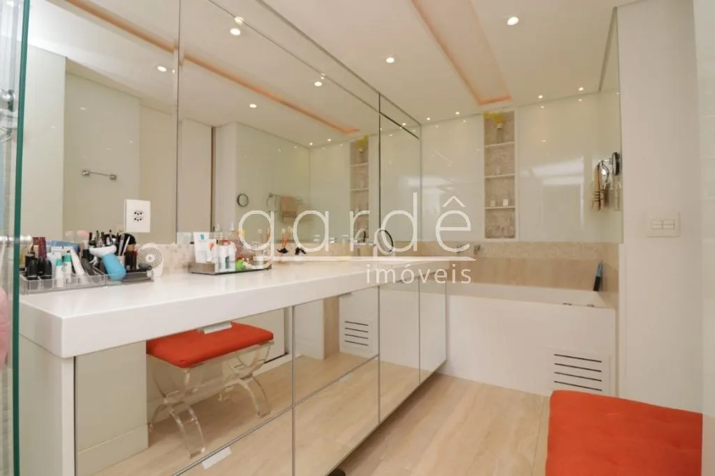 Apartamento com 3 suítes à venda em Vila Nova Conceição, São Paulo, por R$ 9.400.000 Imagem 17