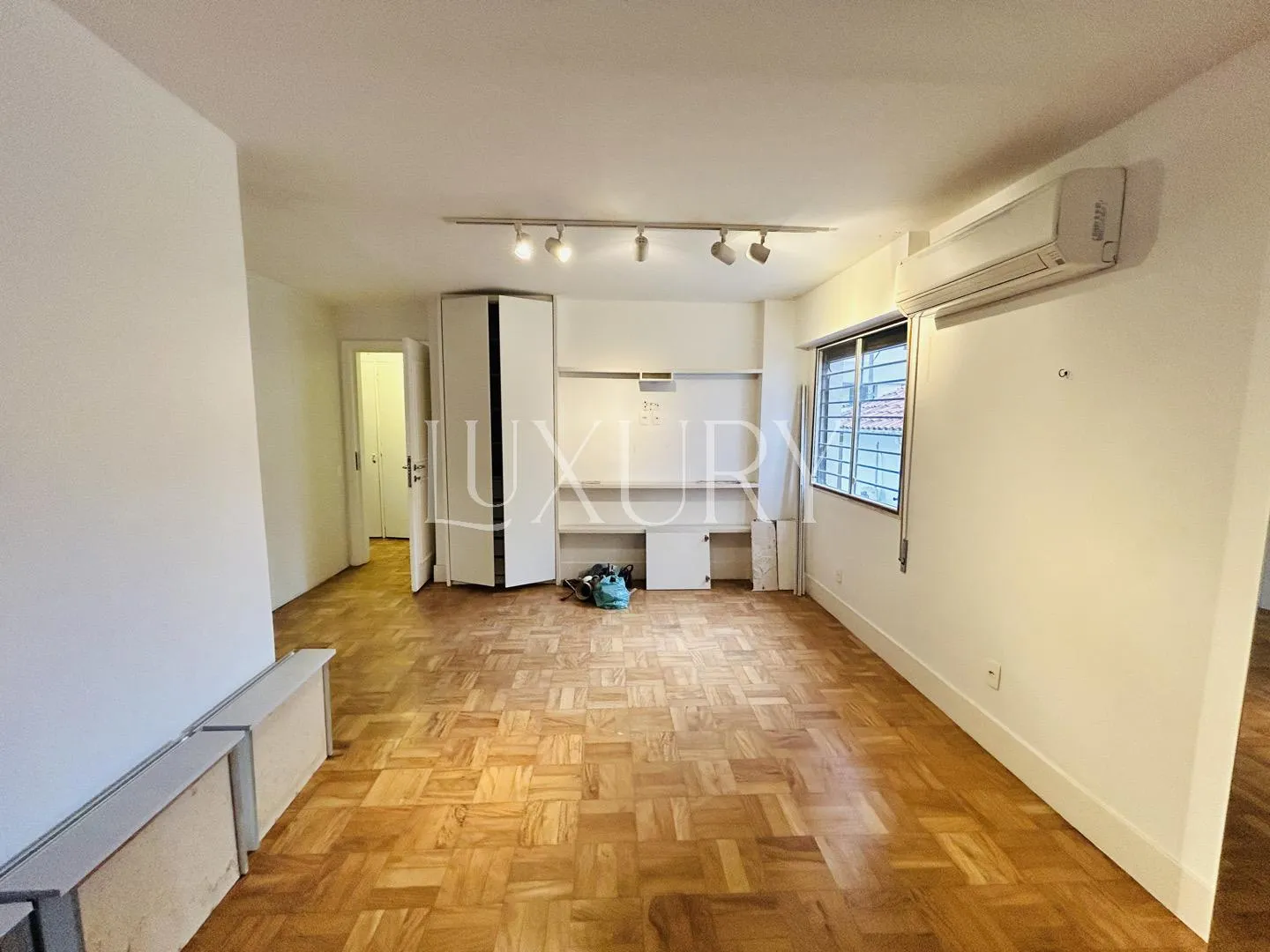 Apartamento com 2 suítes à venda em Jardim Paulista, São Paulo, por R$ 4.200.000 Imagem 11