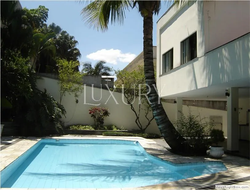 Casa com 4 suítes à venda em Jardim Guedala, São Paulo, por R$ 3.670.000