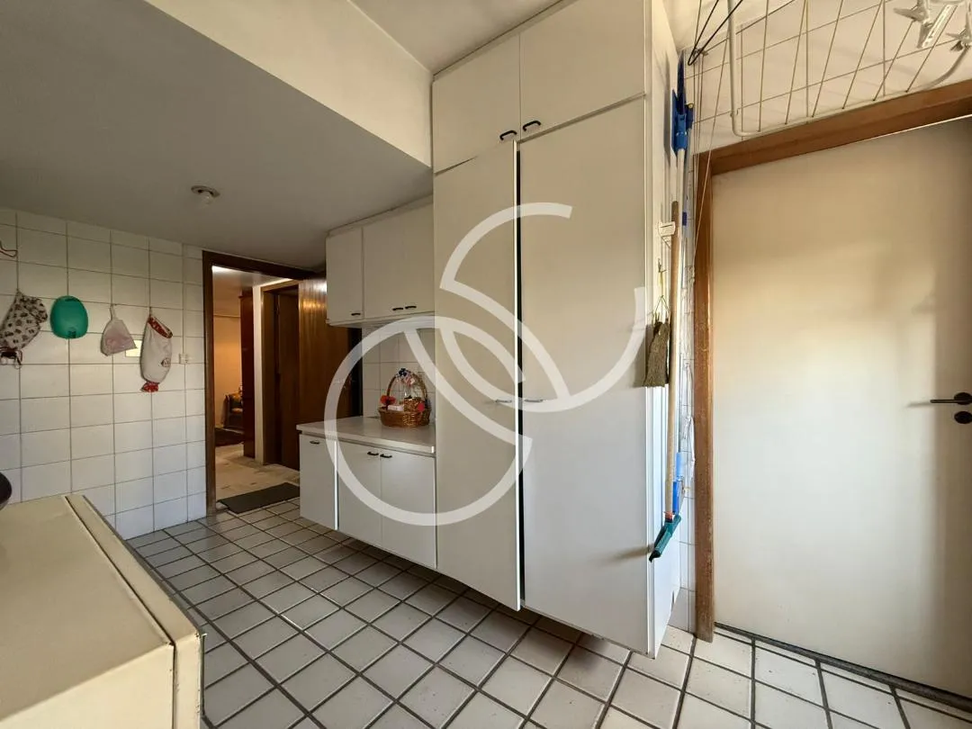 Apartamento com 2 suítes à venda em Real Parque, São Paulo, por R$ 1.900.000 Imagem 11