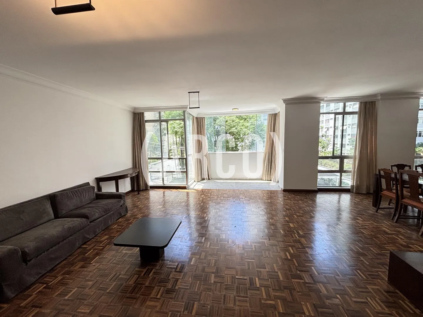 Apartamento com 1 suítes à venda em Jardim América, São Paulo, por R$ 3.900.000 Imagem 2