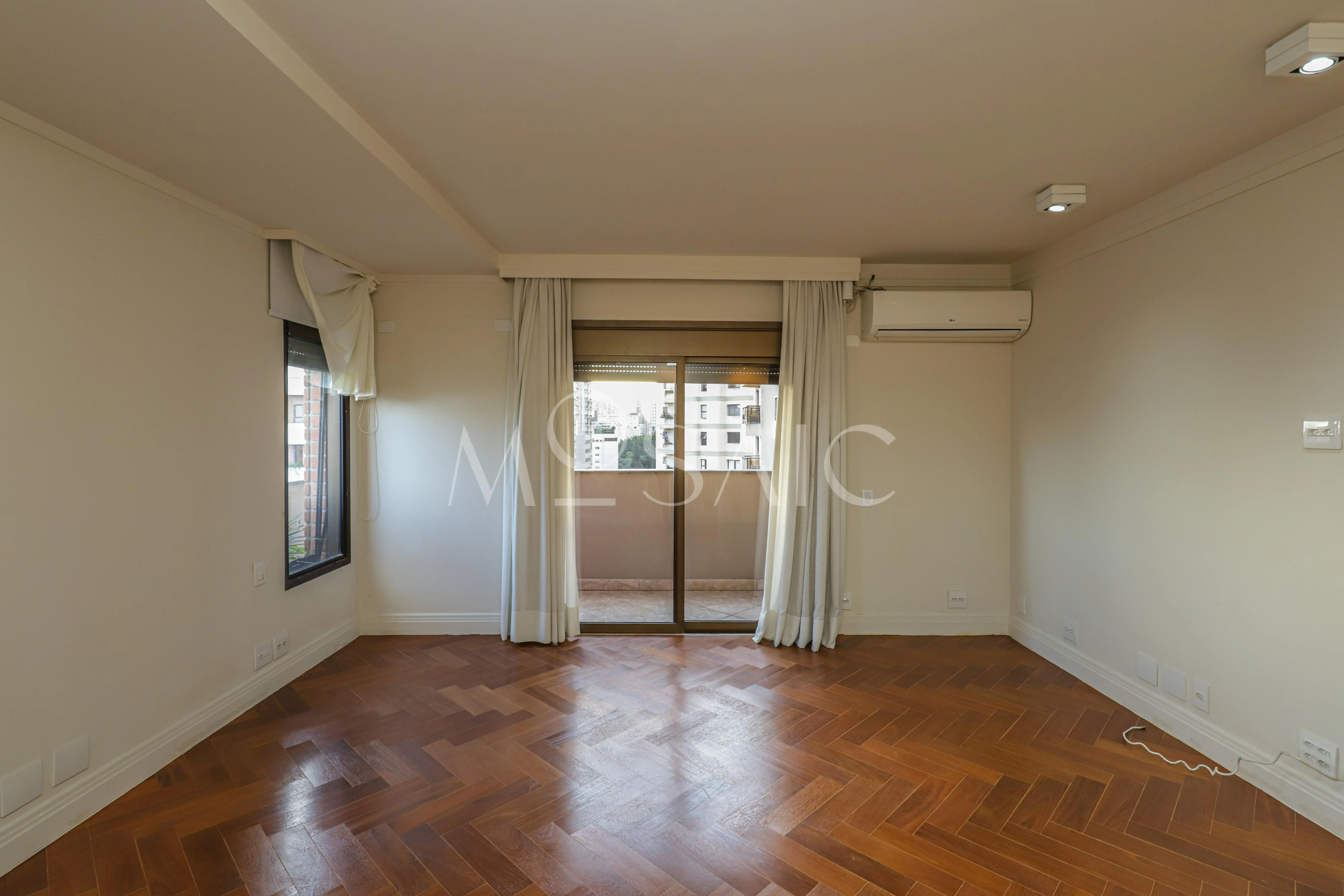 Apartamento com 4 suítes à venda em Jardim América, São Paulo, por R$ 6.300.000 Imagem 12