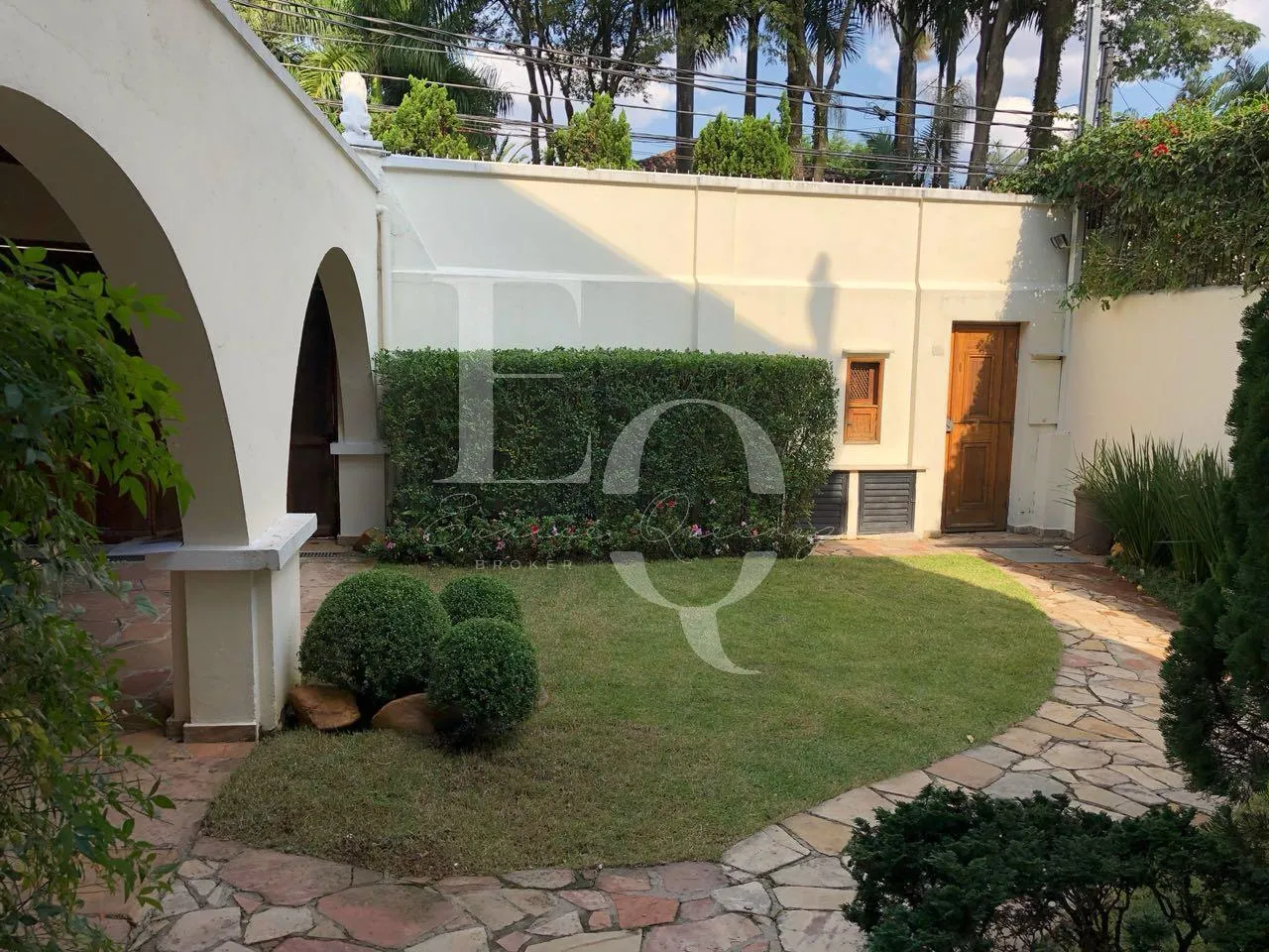 Casa com 2 suítes à venda em Jardim Europa, São Paulo, por R$ 8.500.000 Imagem 2
