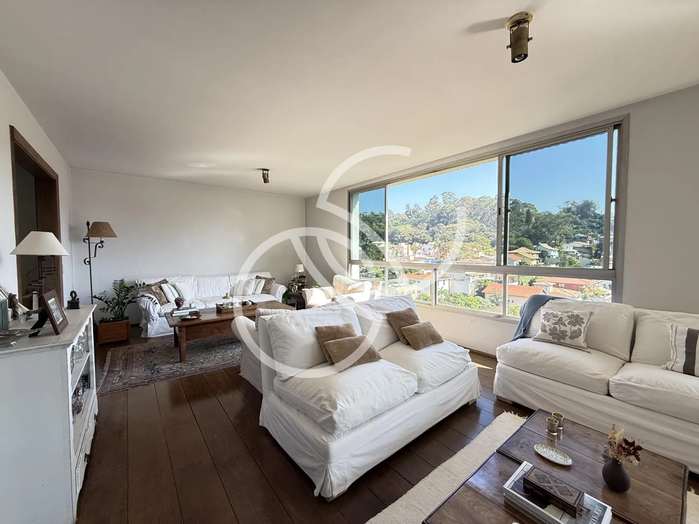 Apartamento com 2 suítes à venda em Real Parque, São Paulo, por R$ 1.500.000