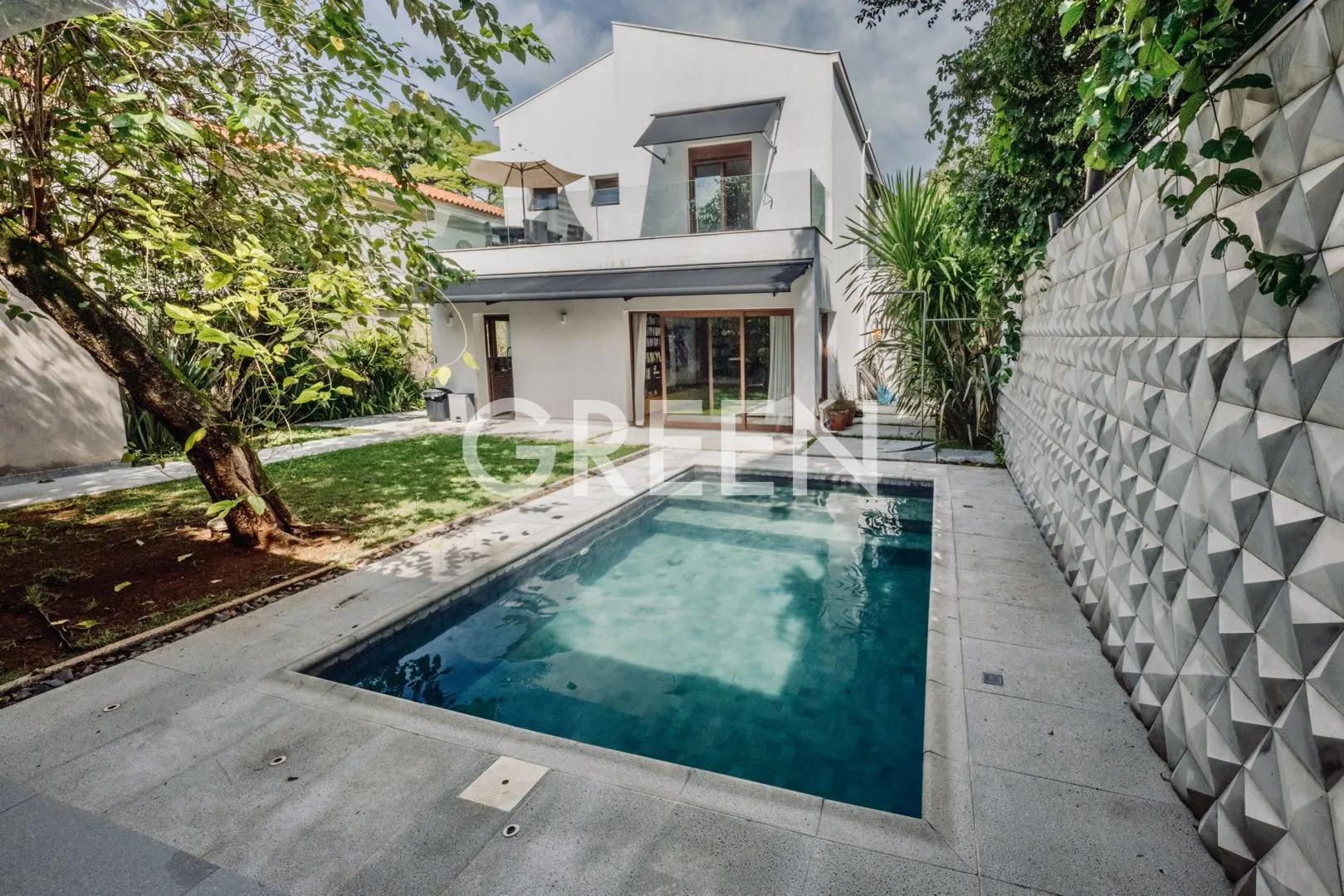 Casa com 3 suítes à venda em Alto de Pinheiros, São Paulo, por R$ 6.900.000