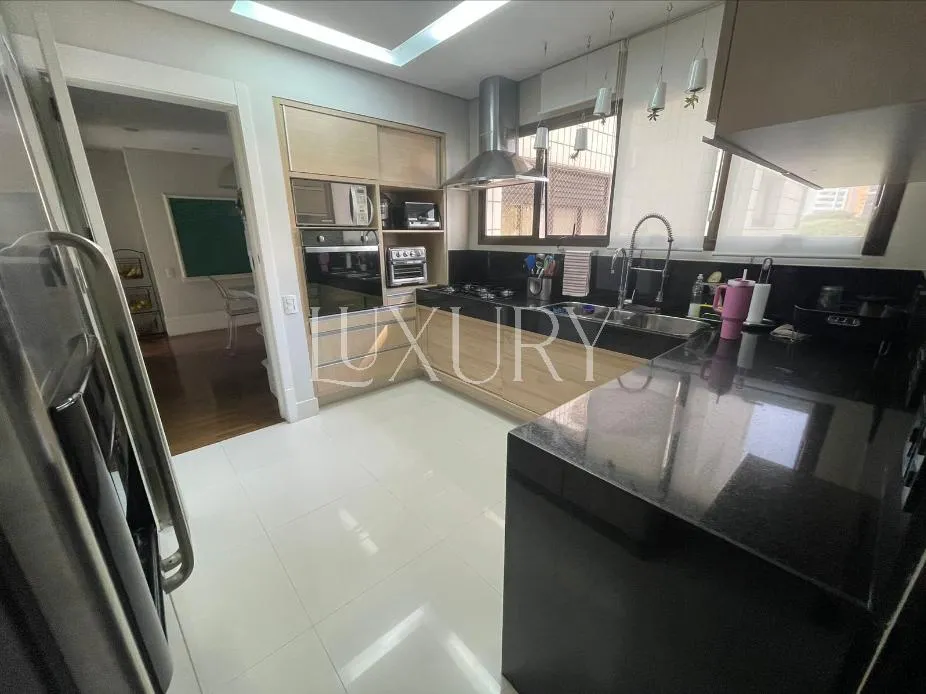 Apartamento com 3 suítes à venda em Moema, São Paulo, por R$ 3.800.000 Imagem 23