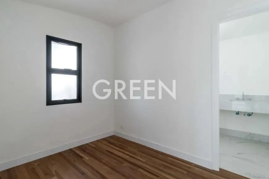 Casa com 3 suítes à venda em Jardim Guedala, São Paulo, por R$ 3.700.000 Imagem 18