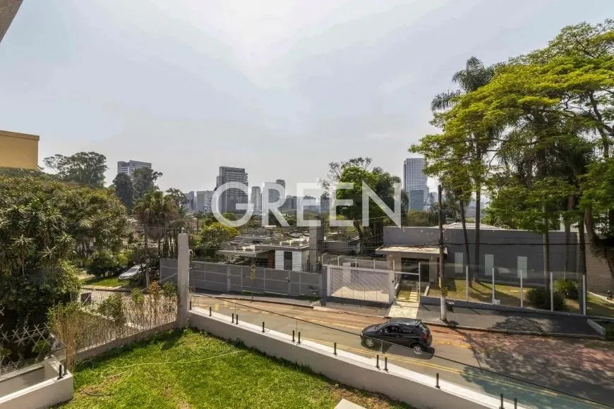Casa com 3 suítes à venda em Jardim Guedala, São Paulo, por R$ 3.700.000 Imagem 17
